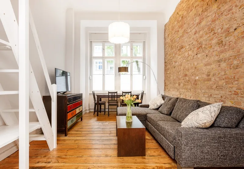 Stilvolle möblierte 1-Zimmer-Wohnung mit Balkon in Moabit am Kanal | All-inclusive — photo 1